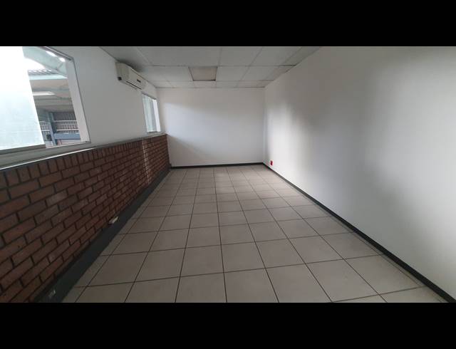 2,058M² WAREHOUSE TO LET IN CITY DEEP
